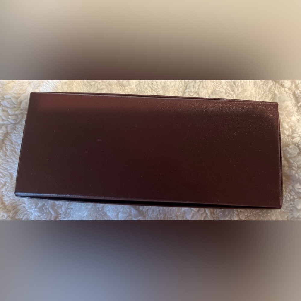 VINTAGE CROSS LADYS PEN- LEATHER CASE - BEATIFULL CONDITION & COLOR- 80s IN BOX - Picture 7 of 7